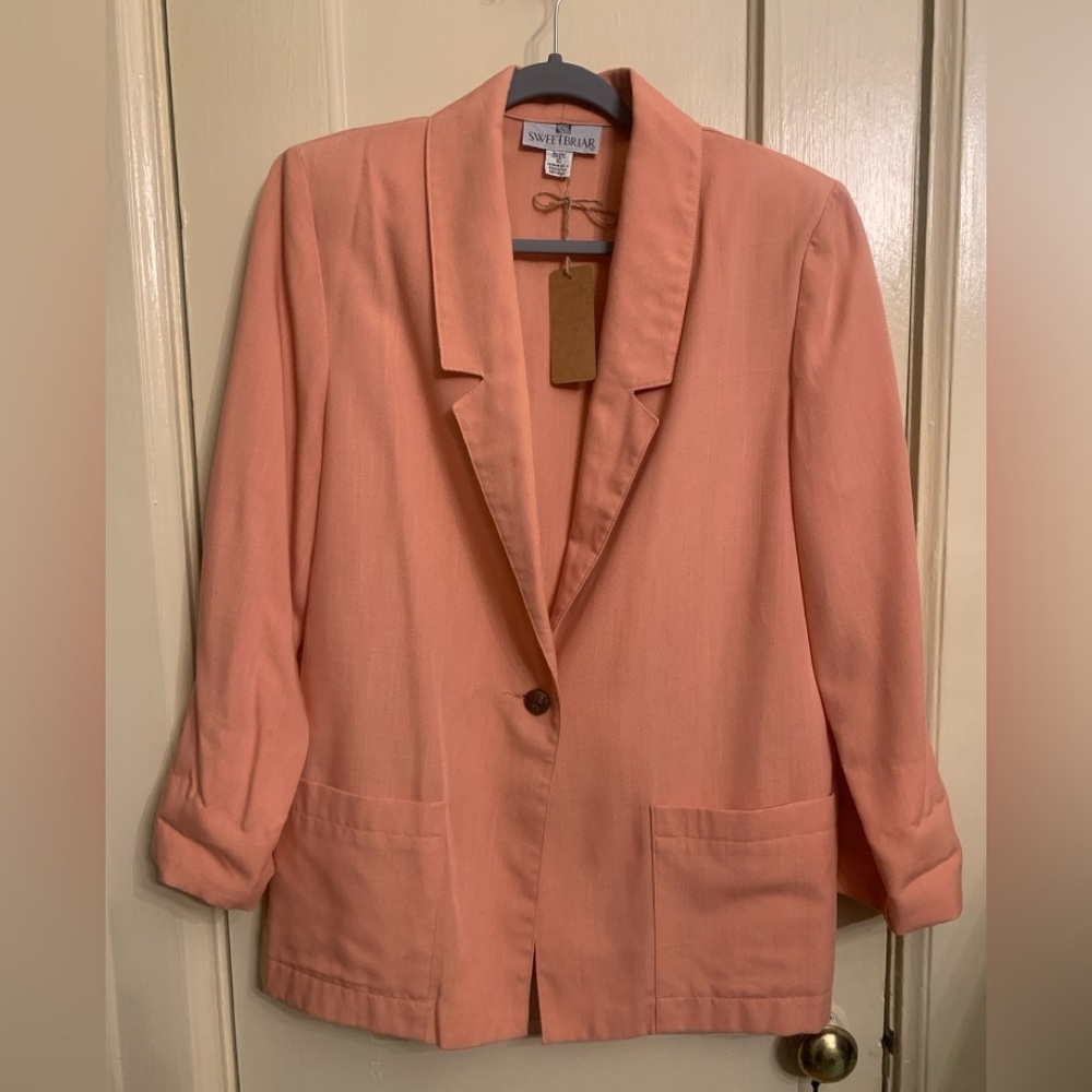 Vintage Sweetbriar peach blazer with unique button